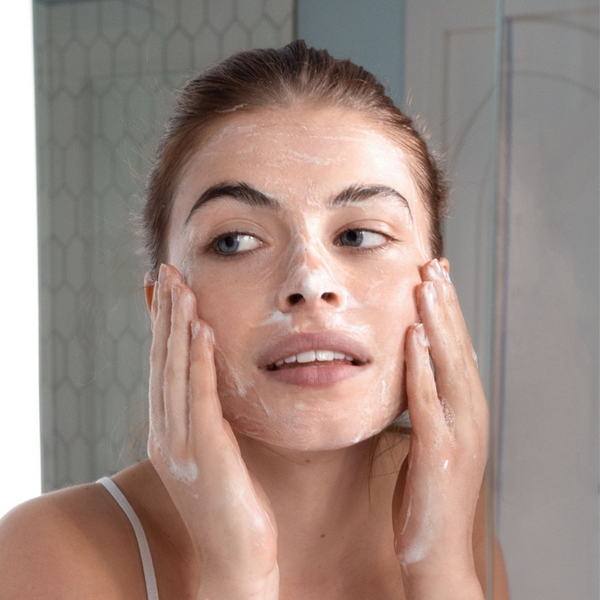 pH de la peau : quel nettoyant visage choisir ?